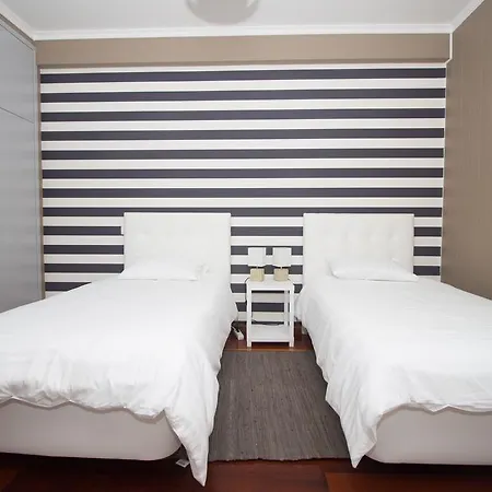 Oliveira's - Madeira Island * Ponta Delgada (Madeira)