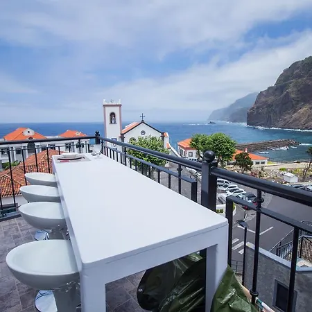 Oliveira's - Madeira Island