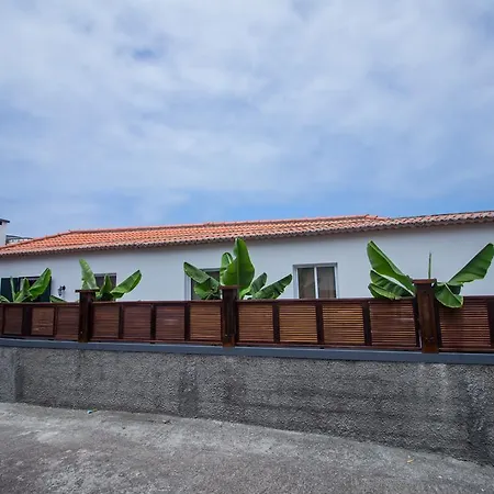 Oliveira's - Madeira Island * Ponta Delgada (Madeira)