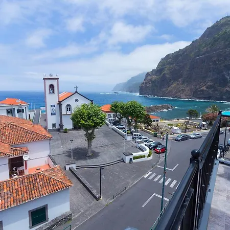 Oliveira's - Madeira Island *