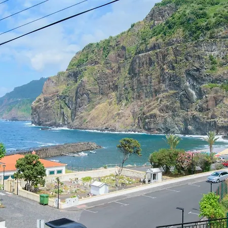 Oliveira's - Madeira Island Apartament *