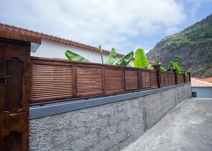 Oliveira's - Madeira Island Ponta Delgada (Madeira)