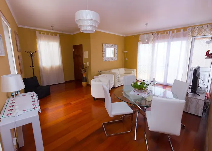 Oliveira's - Madeira Island Appartement