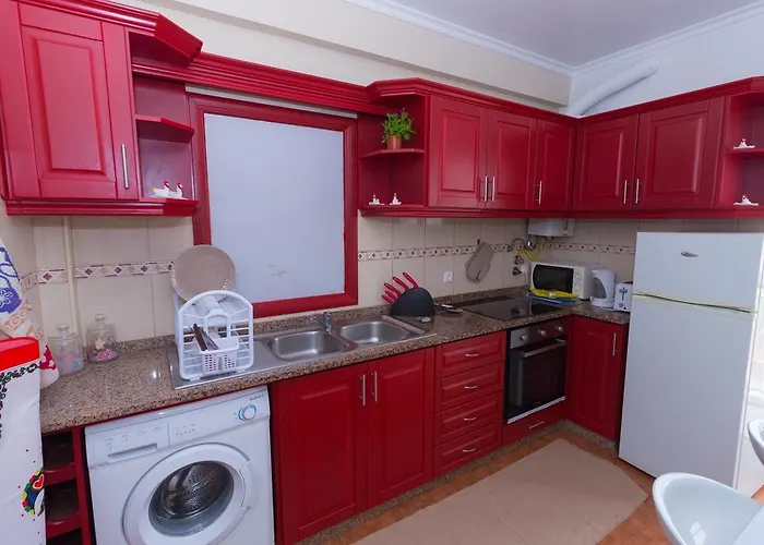 Oliveira's - Madeira Island * Ponta Delgada (Madeira)